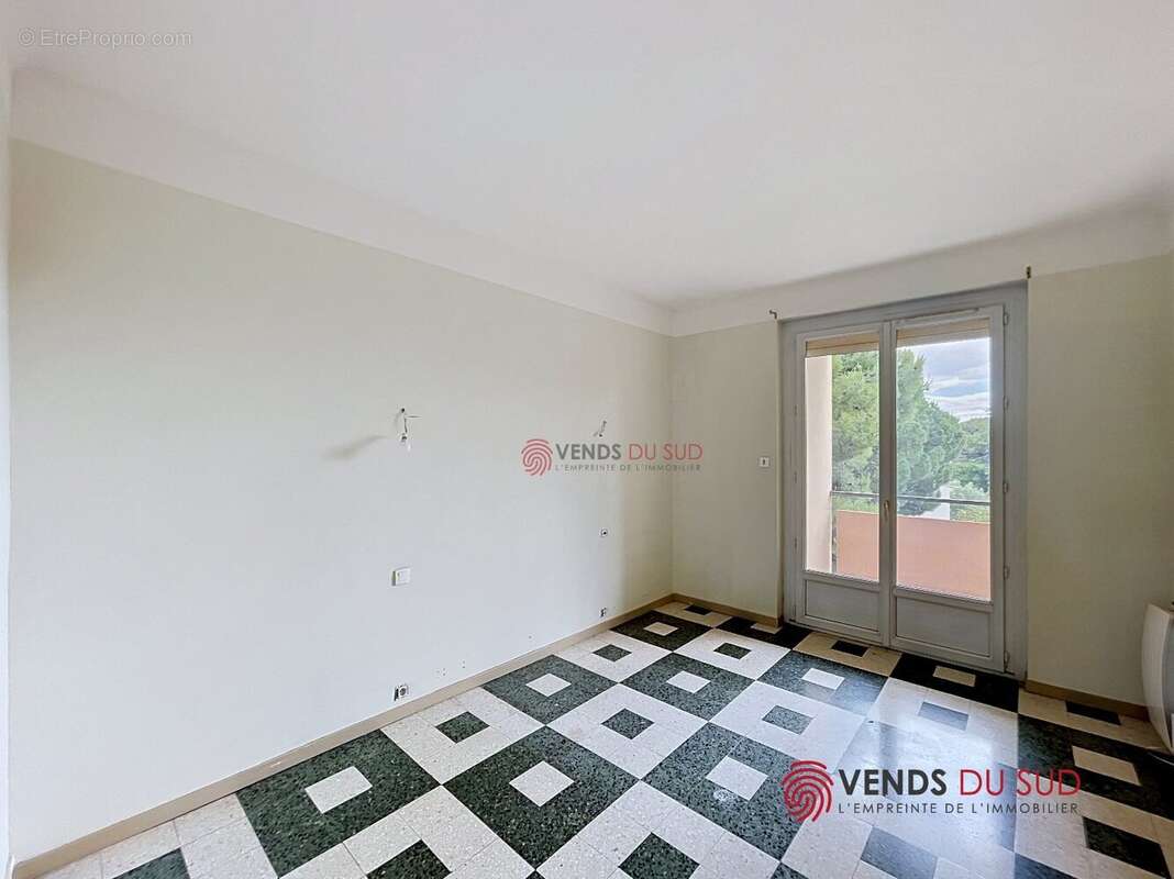 Appartement t3 - garage - cave - balcon - photo 8