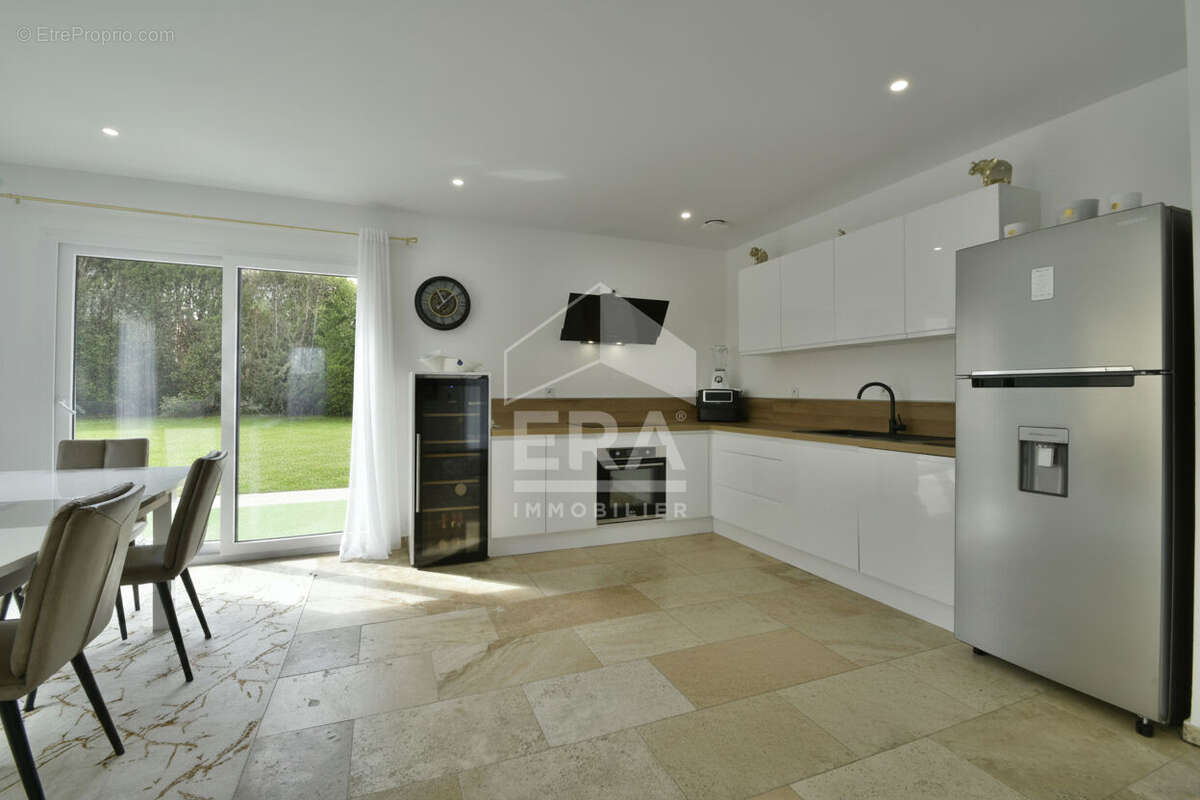 Maison 138m² à galluis - photo 6