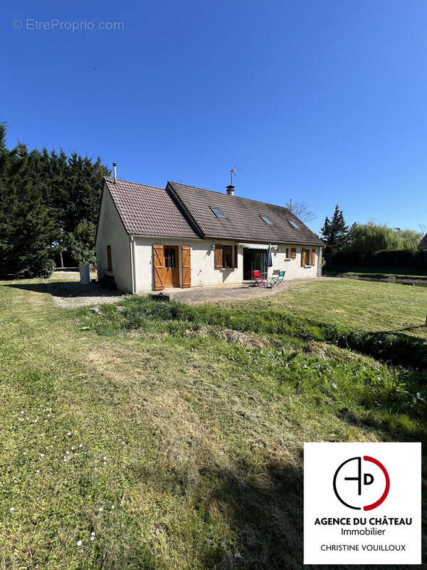 Maison à BRAY-EN-VAL