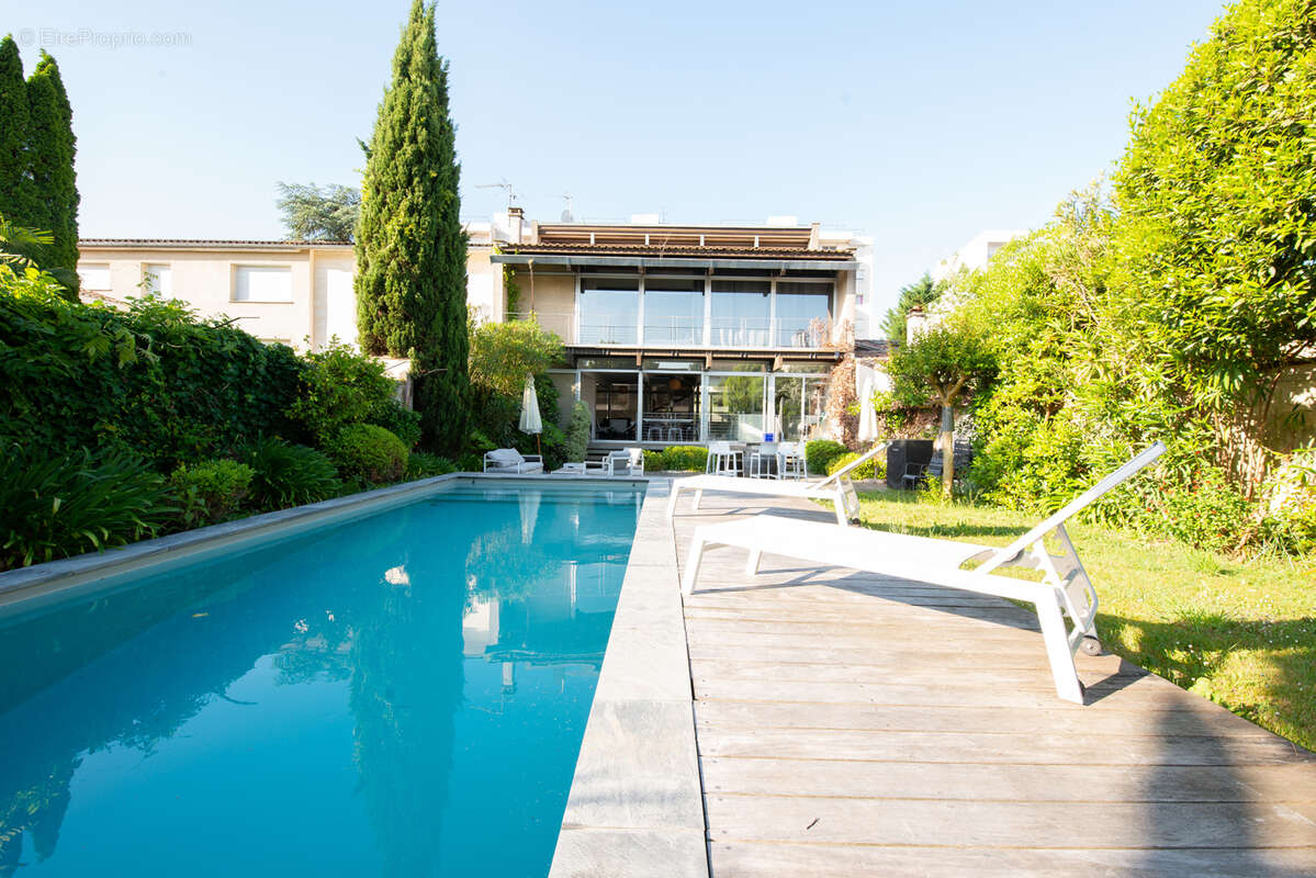 Maison à BORDEAUX
