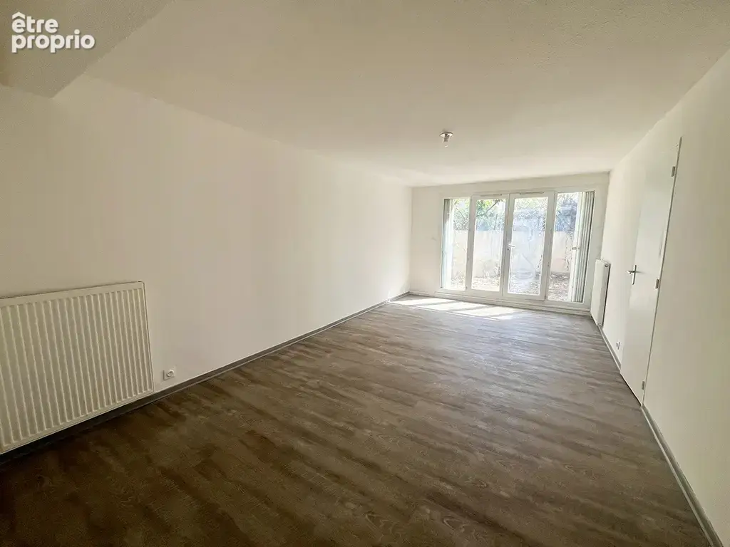 Appartement 4 pièces 79 m² à vendre à Vitrolles (13127) - photo 2
