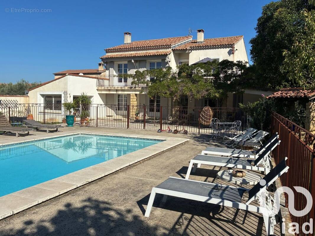 Photo 1 - Maison à MORIERES-LES-AVIGNON