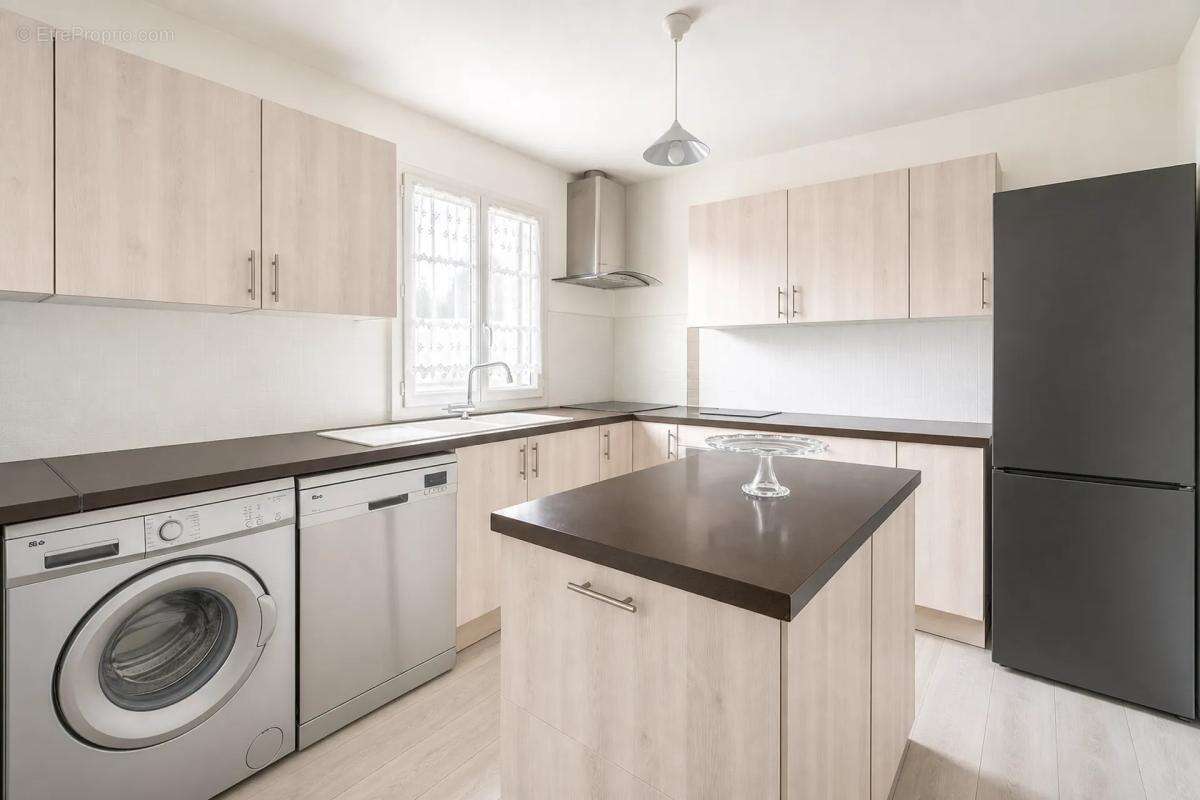 Élégante maison 6 pièces avec véranda à Charpont - photo 4