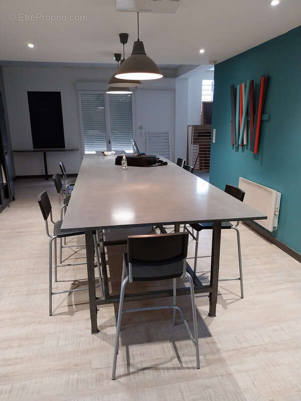 Commerce à SAINT-LYE