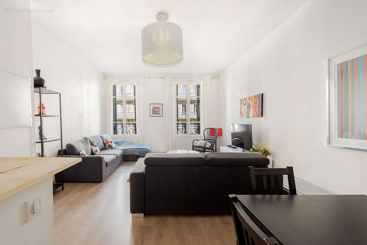 Appartement à MARSEILLE-2E