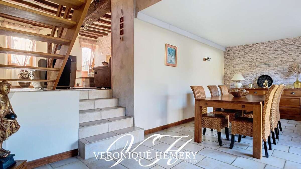 Photo 2 - Maison à MIRE