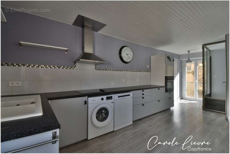 Appartement à LEZIGNAN-LA-CEBE