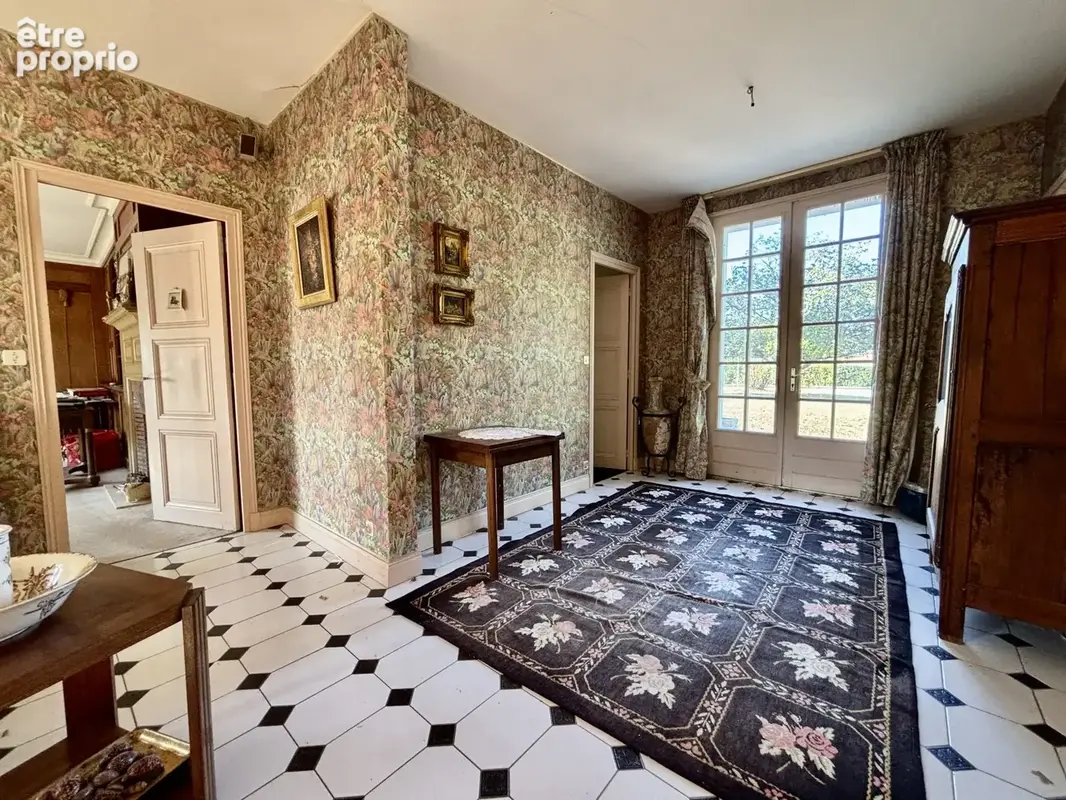 Maison 6 pièces 263 m² à vendre à Niort (79000) - photo 3