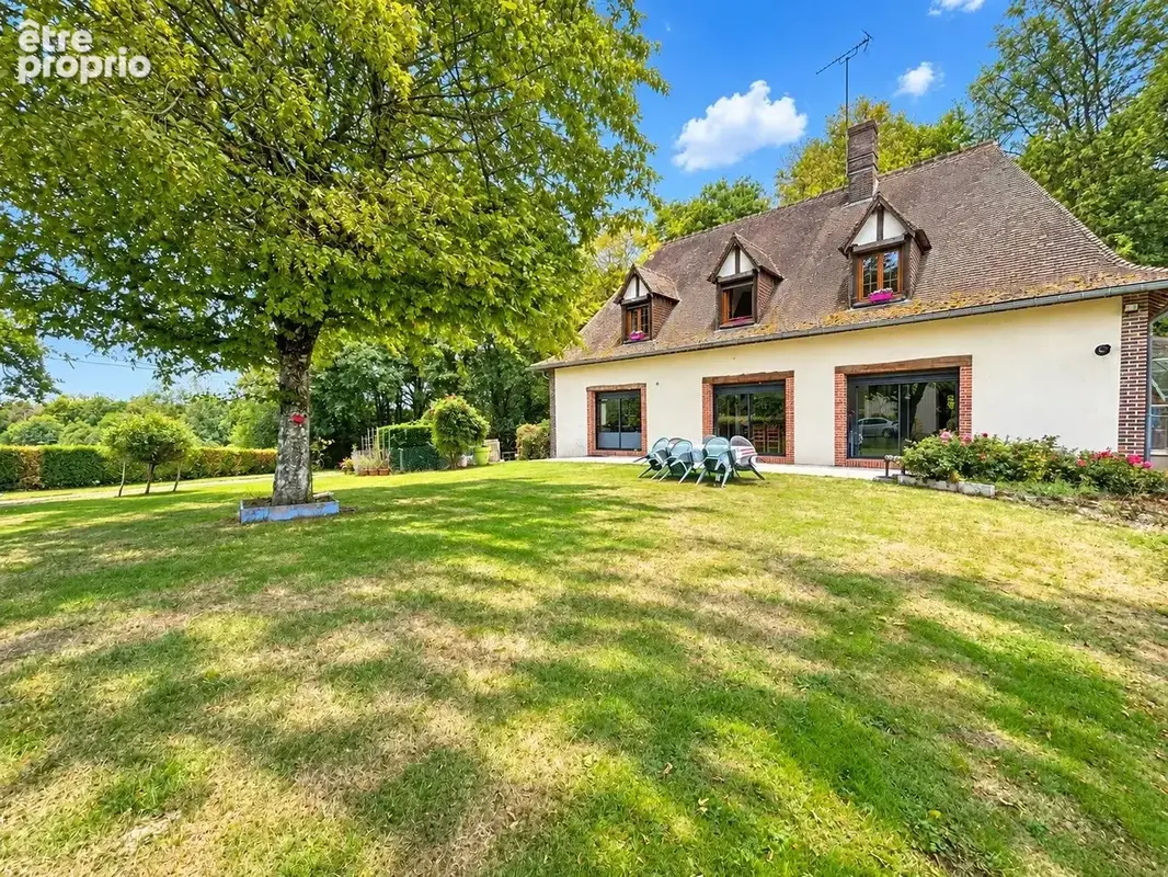 Maison 8 pièces 230 m² · à Verneuil d'Avre Et d'Iton · 230 m² · 411 450 €