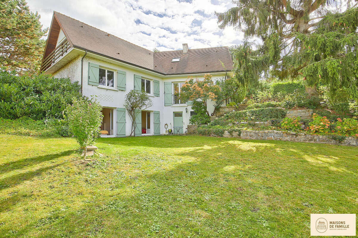 Maison à LOUVECIENNES