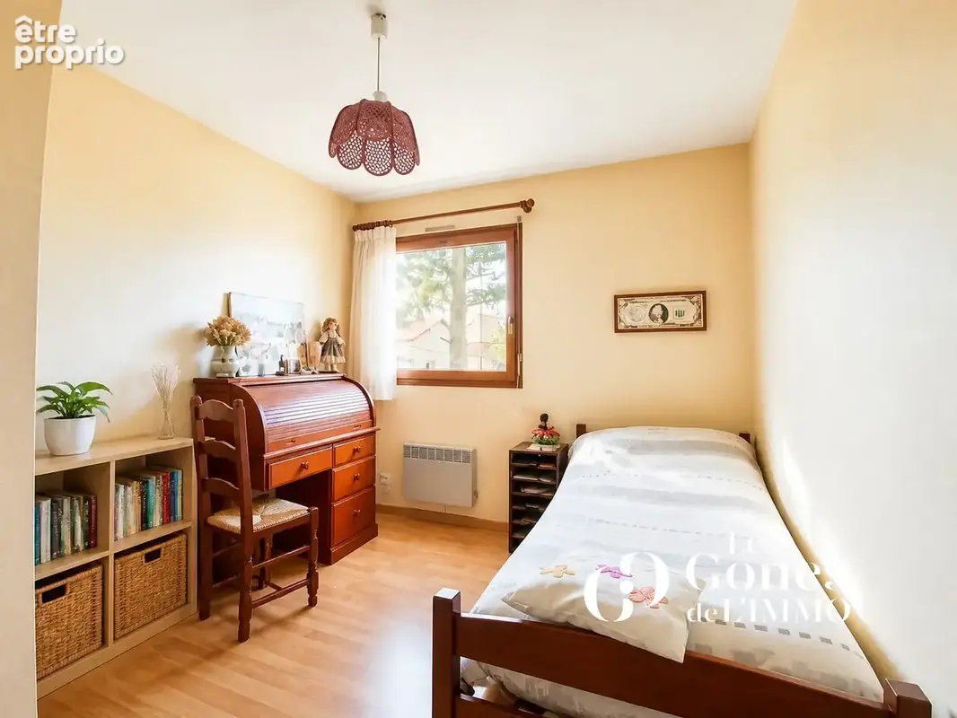 CRAPONNE   Villa 5 pièces de 126 M2 avec 4 chambres et jardin de 630 m2 - photo 8