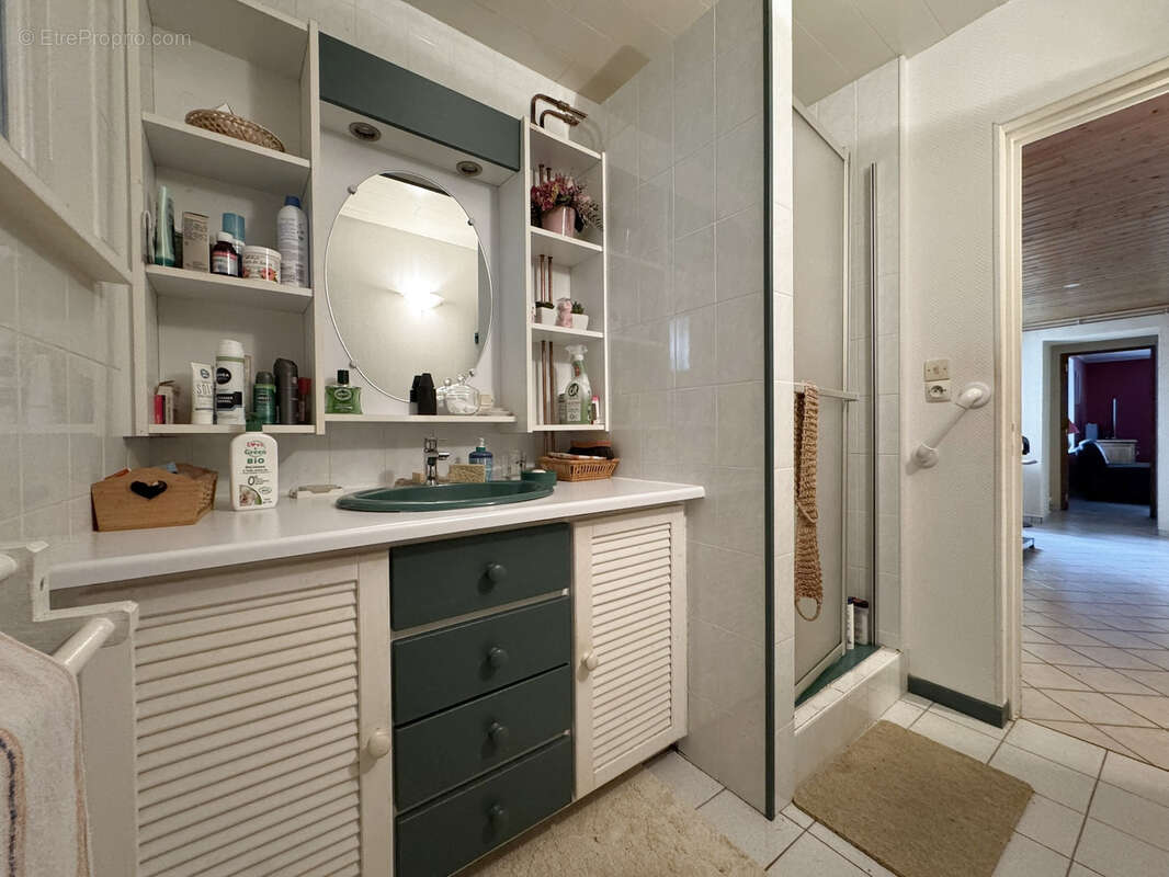 Maison à LA LANTERNE-ET-LES-ARMONTS