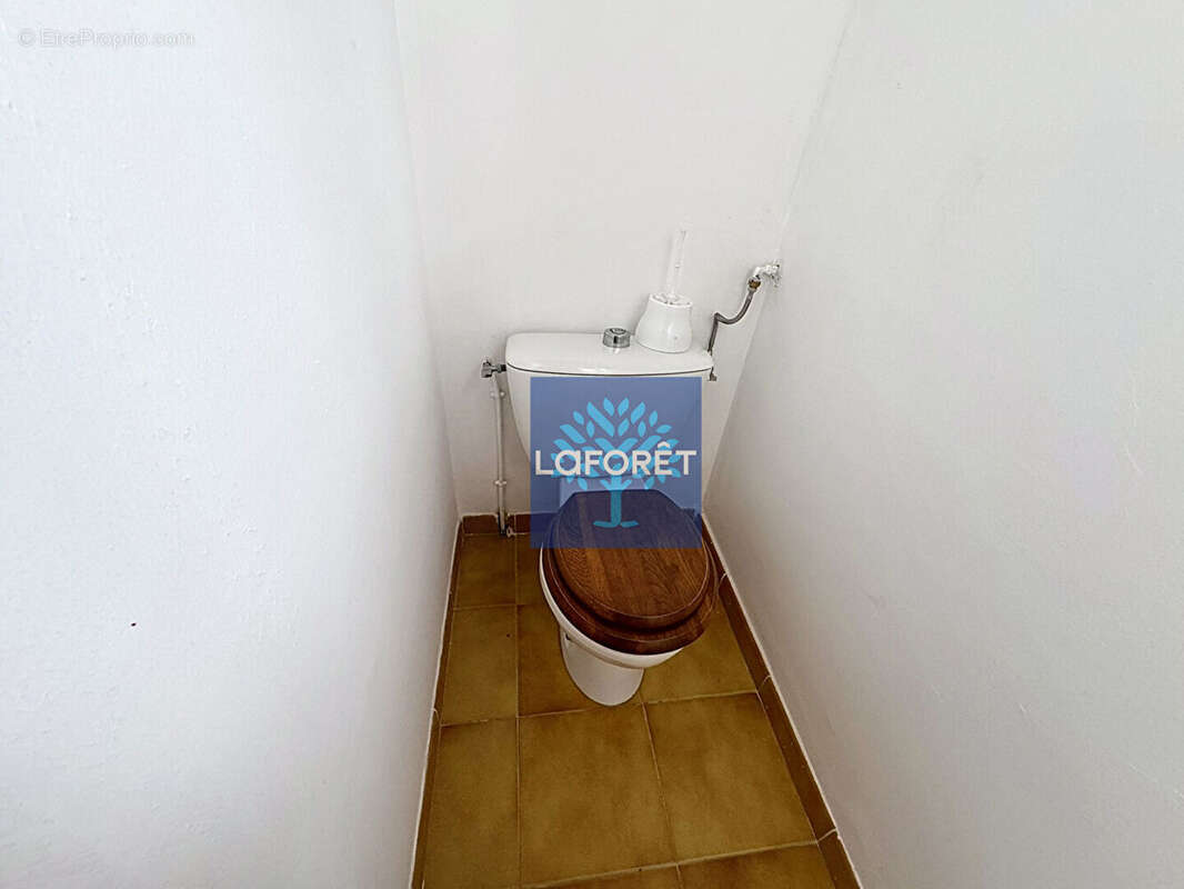 A vendre : Maison T6 sur deux niveaux au Lamentin - photo 18
