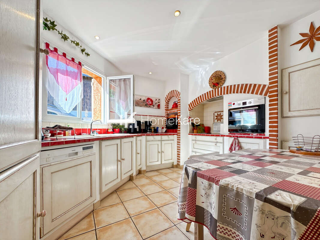 Maison à CASTANET-TOLOSAN