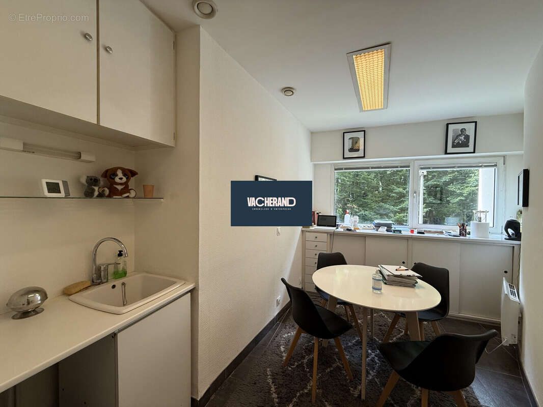 Commerce à VILLENEUVE-D&#039;ASCQ