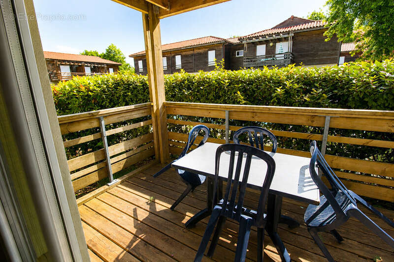 AUREILHAN - 40 - Appartement T2 30 m2  meublé avec terrasse et parking - photo 8