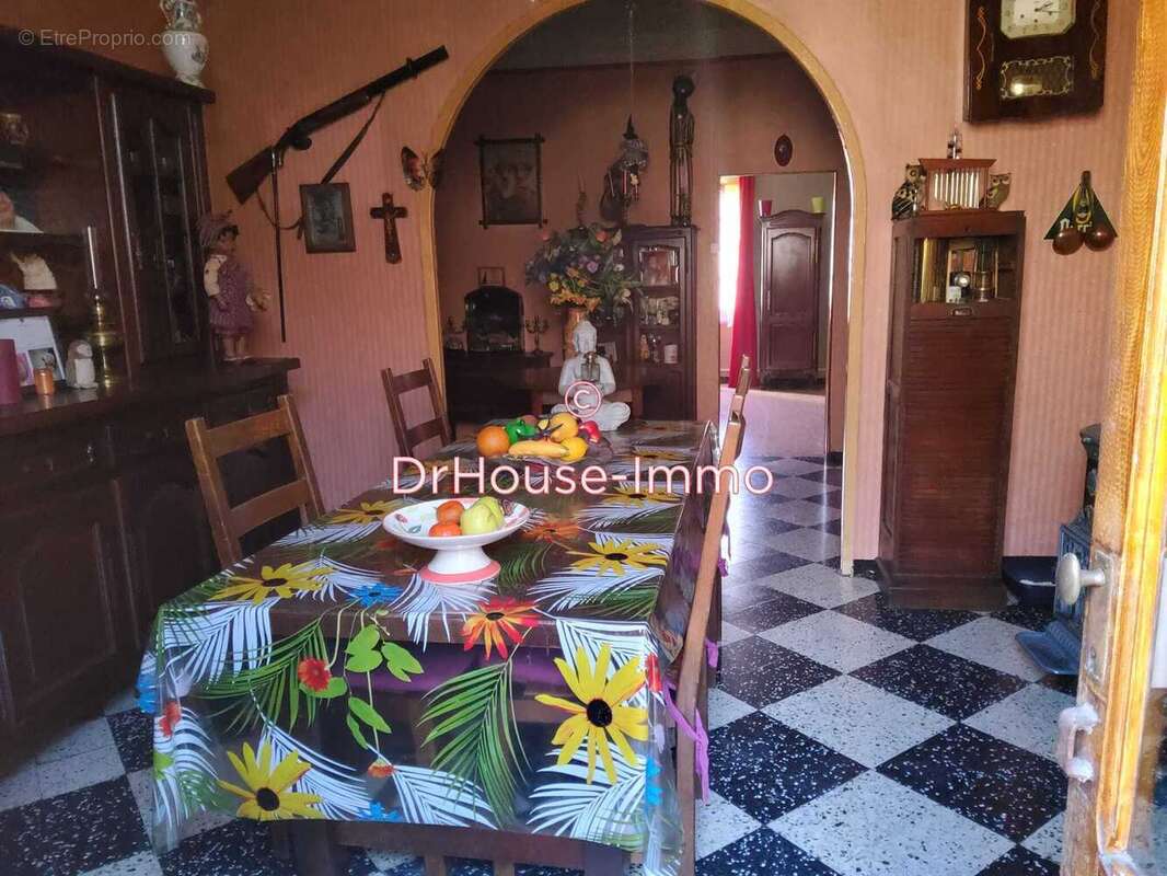 Appartement à MOLIERES-SUR-CEZE