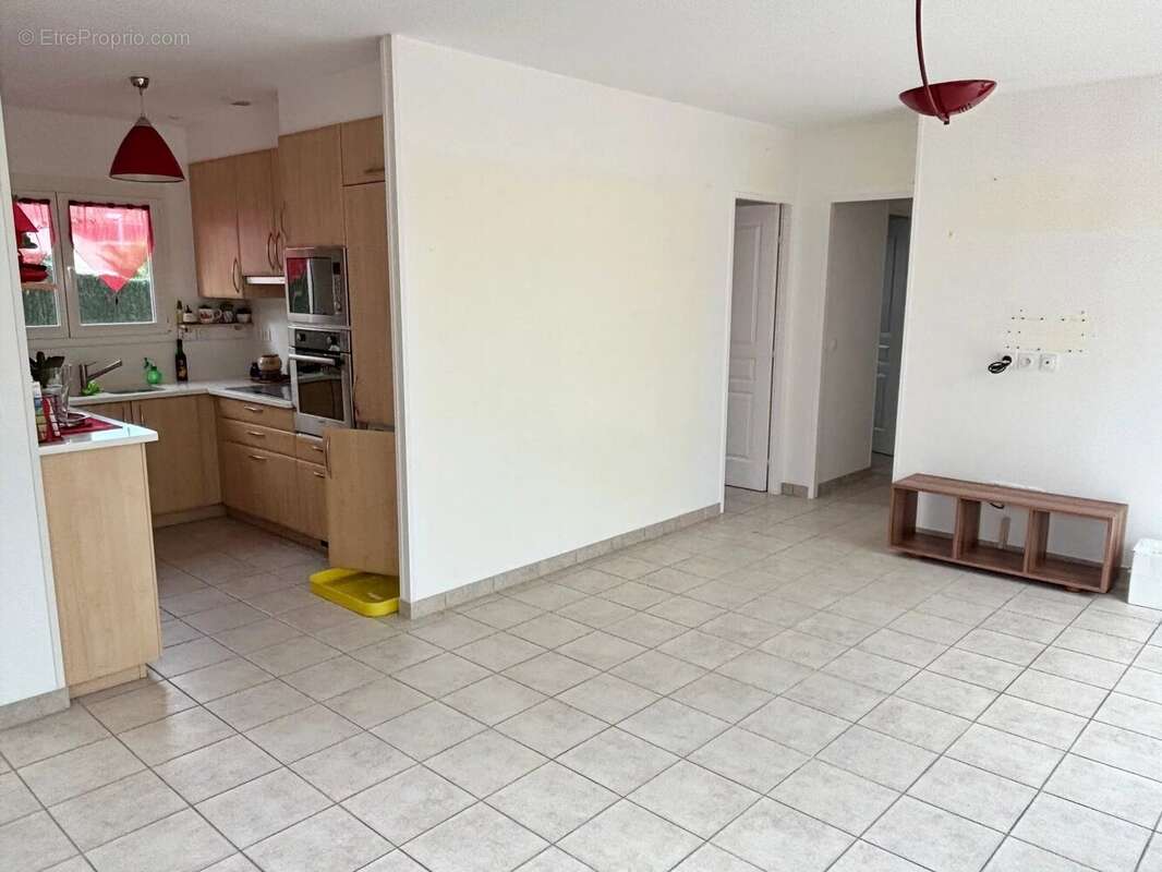 Maison à ROQUEBRUNE-SUR-ARGENS