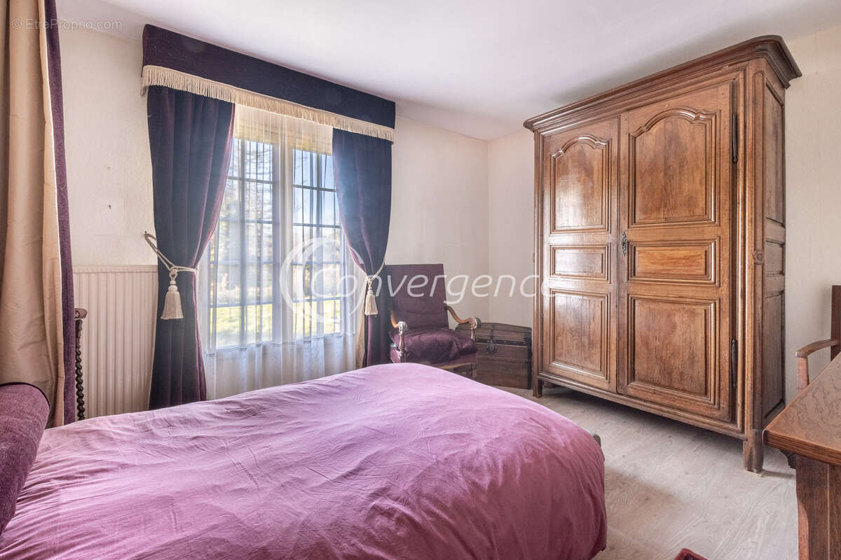 Maison à SAINT-GERMAIN-LES-BELLES