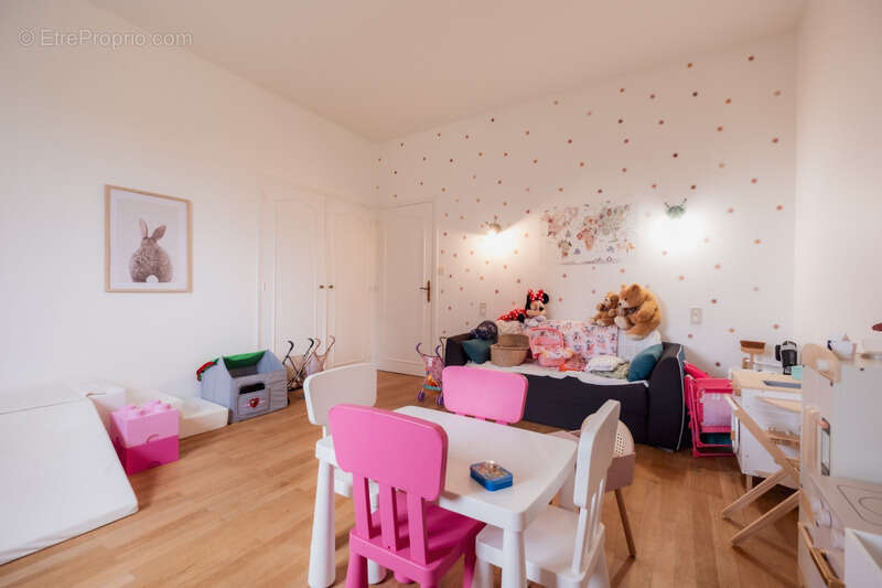 Maison à vendre 7 pièces proche de PARAY LE MONIAL (71) - photo 4