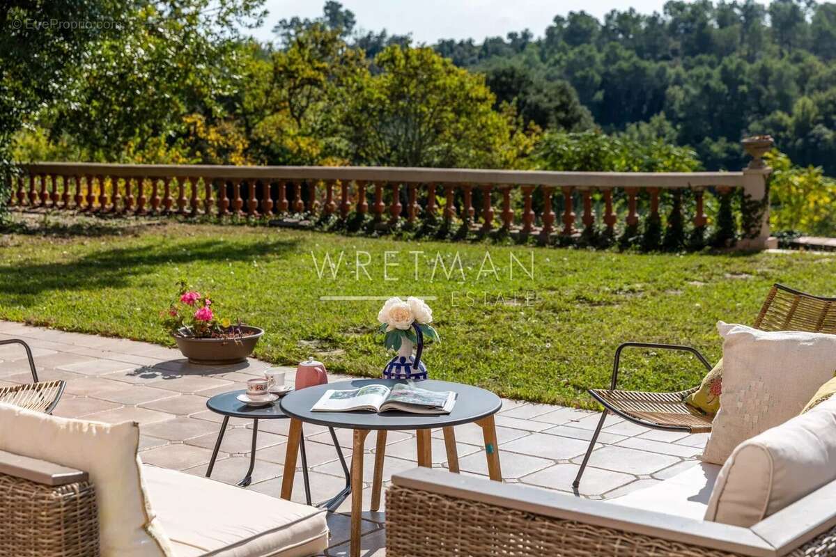 Maison à LE CANNET-DES-MAURES