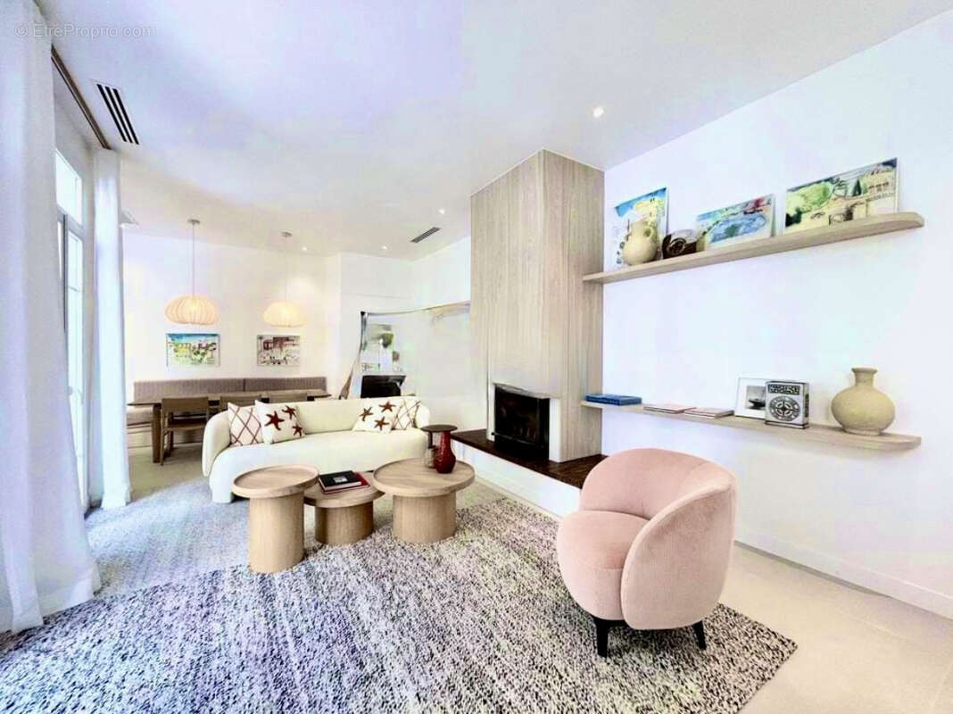 Cannes centre rare villa t4 de 131m2 terrasse de 105m2 - photo 5