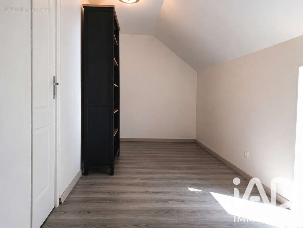 Maison 90 m² à Vallenay  - photo 8