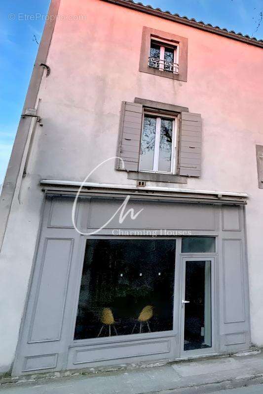 Commerce à SAINT-REMY-DE-PROVENCE