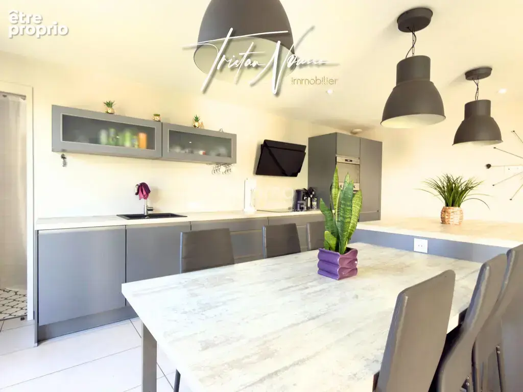 Maison 3 faces de 140 m2 avec 3 suites parentales - piscine - photo 14
