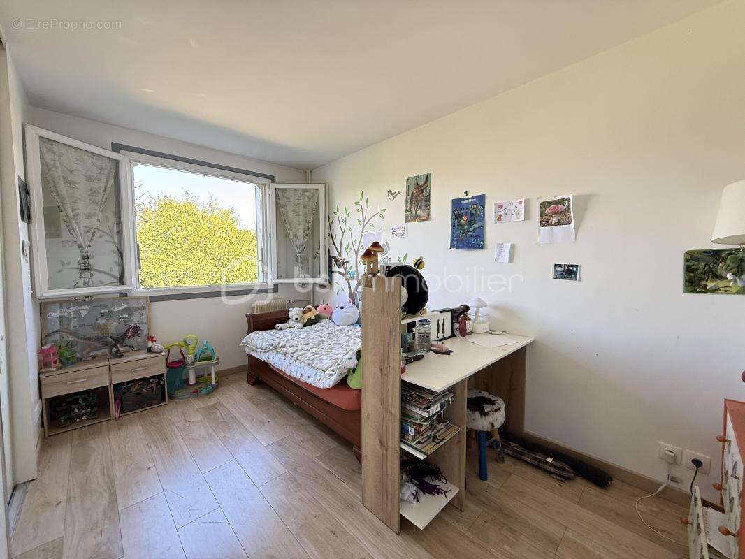 Appartement à NEUILLY-PLAISANCE
