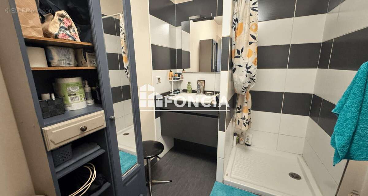 Appartement à LAVERUNE