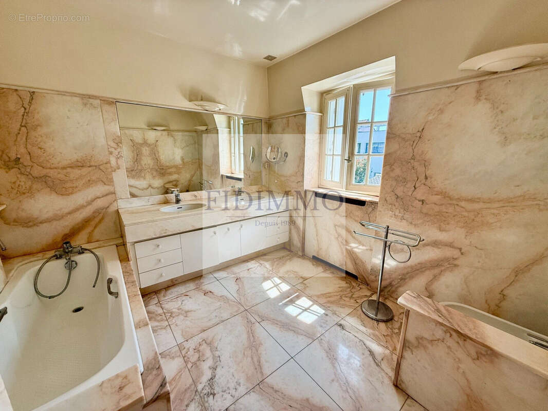 Maison à ORMESSON-SUR-MARNE