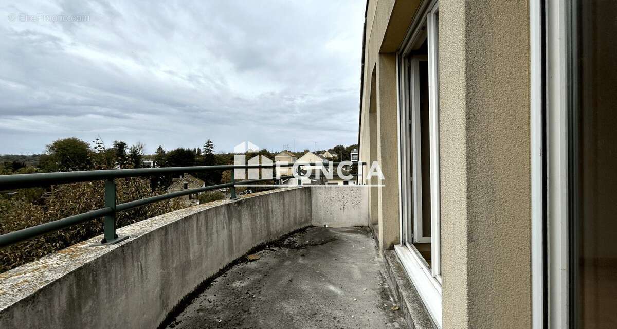 Appartement à CORBEIL-ESSONNES