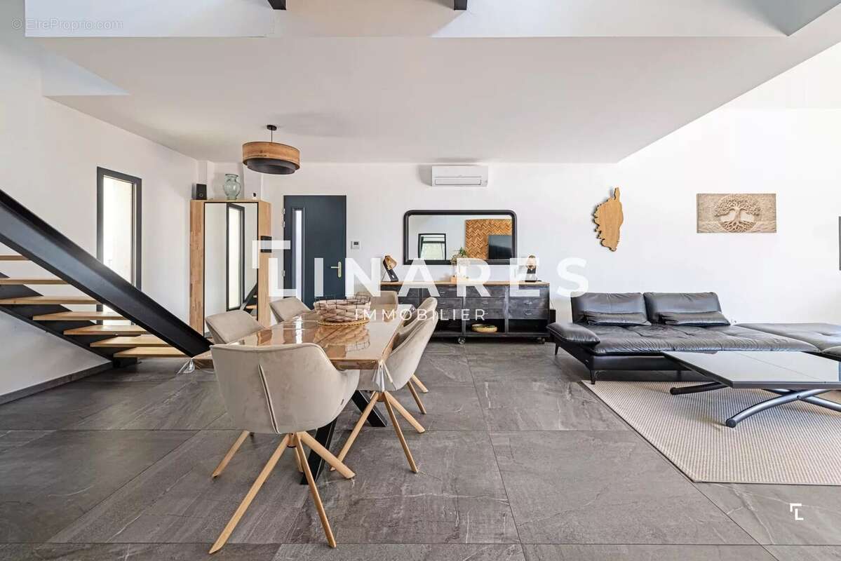 Maison à MARSEILLE-11E