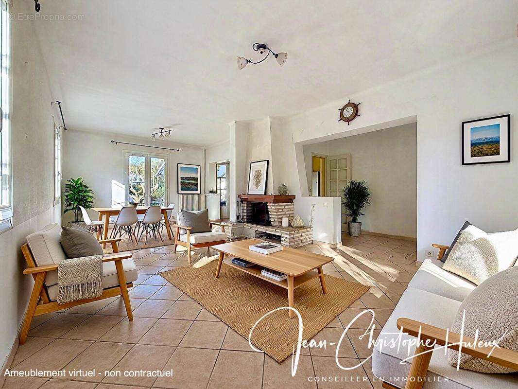 Maison à BOUILLARGUES