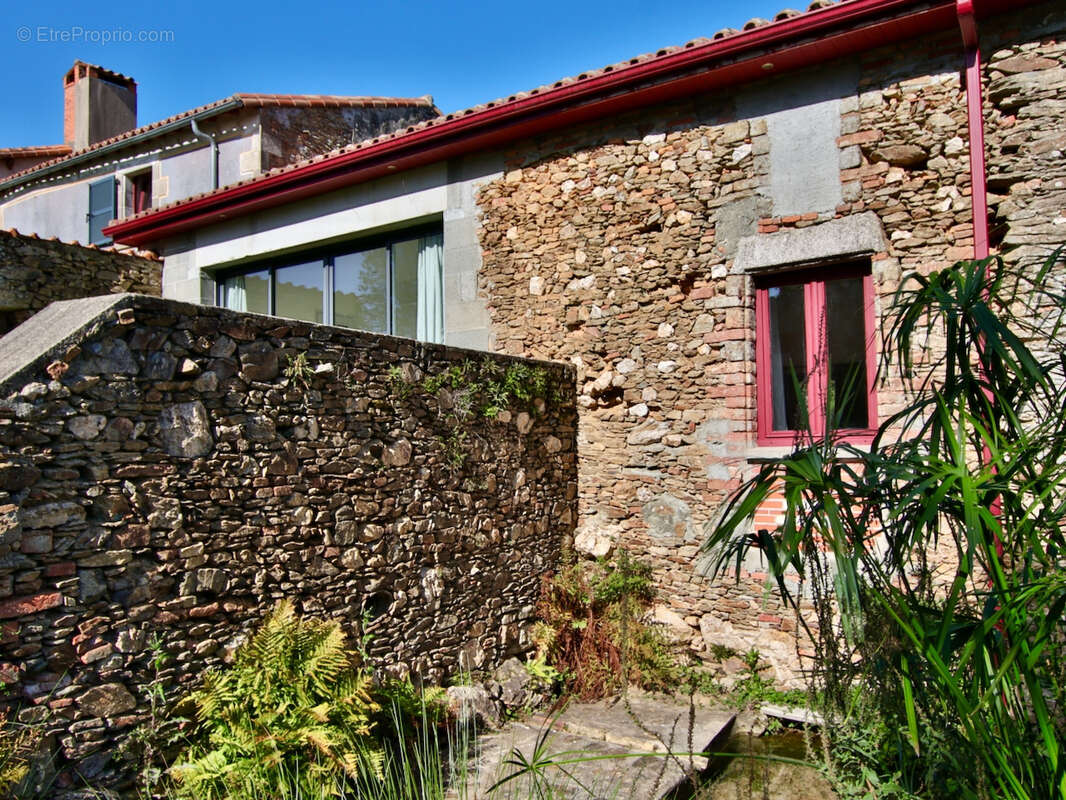Maison à L'ABSIE