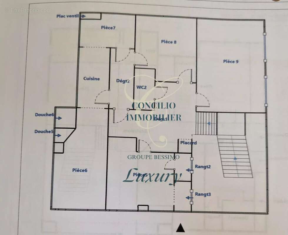 Commerce à PARIS-6E