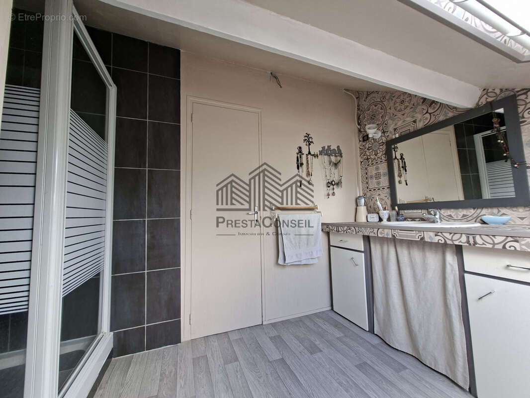 Maison à VIRONVAY