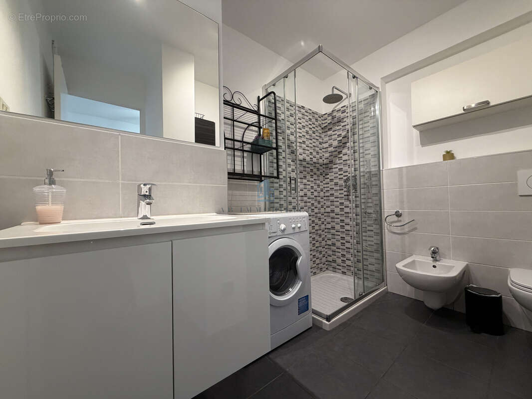 Appartement à MENTON