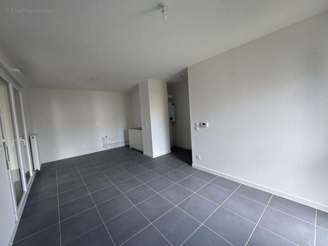 Appartement à PONT-DE-CHERUY