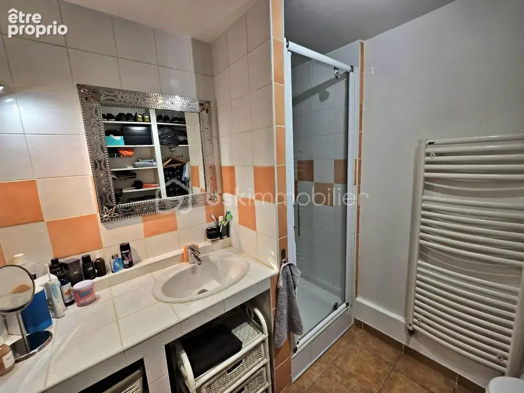 À 2 minutes à pied du port – Vue mer – Propriété de caractère 186 m² – 3 logements – Piscine - photo 18