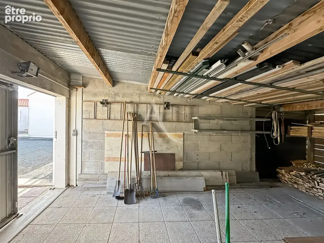 A vendre proche du bourg en impasse - Maison de plain-pied - photo 13