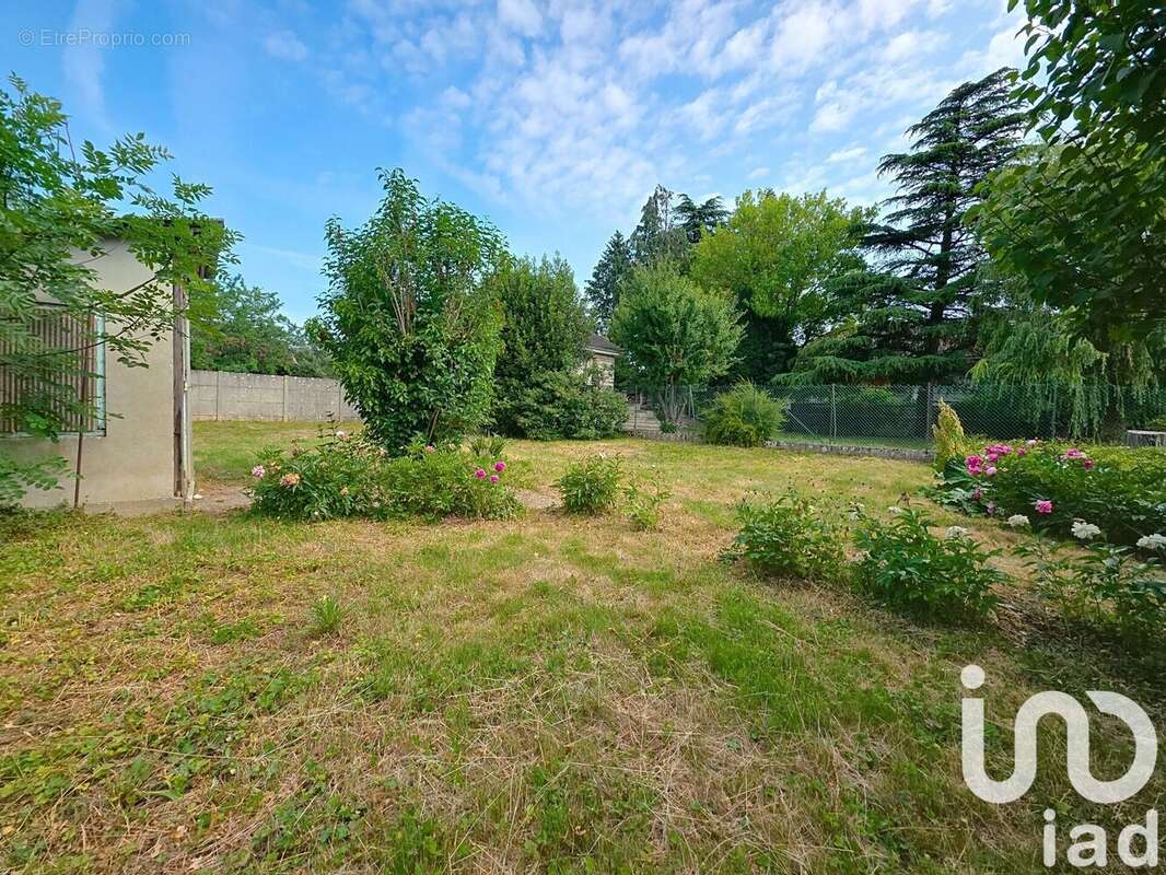 Photo 2 - Terrain à PONTAULT-COMBAULT