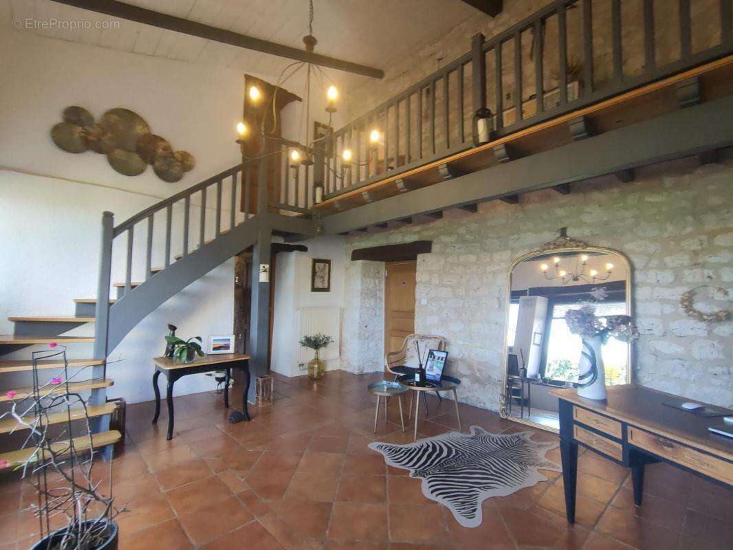 Maison à CORDES-SUR-CIEL