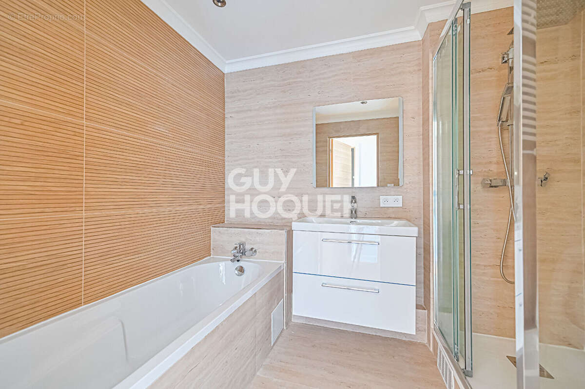 Appartement à PARIS-12E