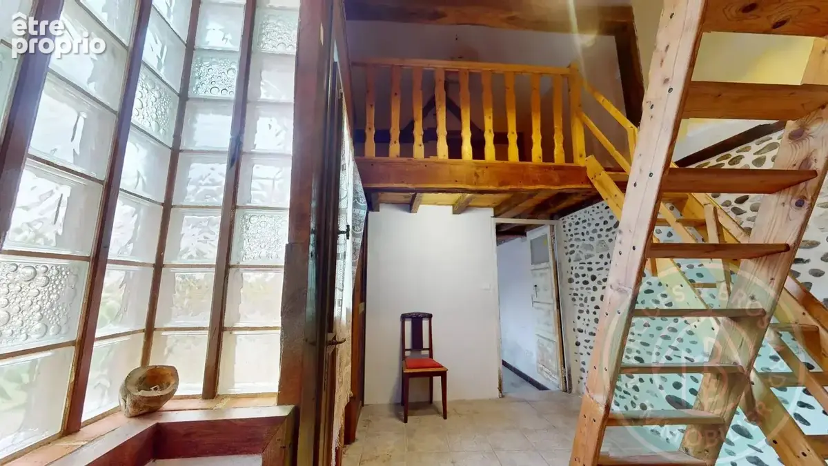 Maison de ville T3/T4 avec fort potentiel - photo 12