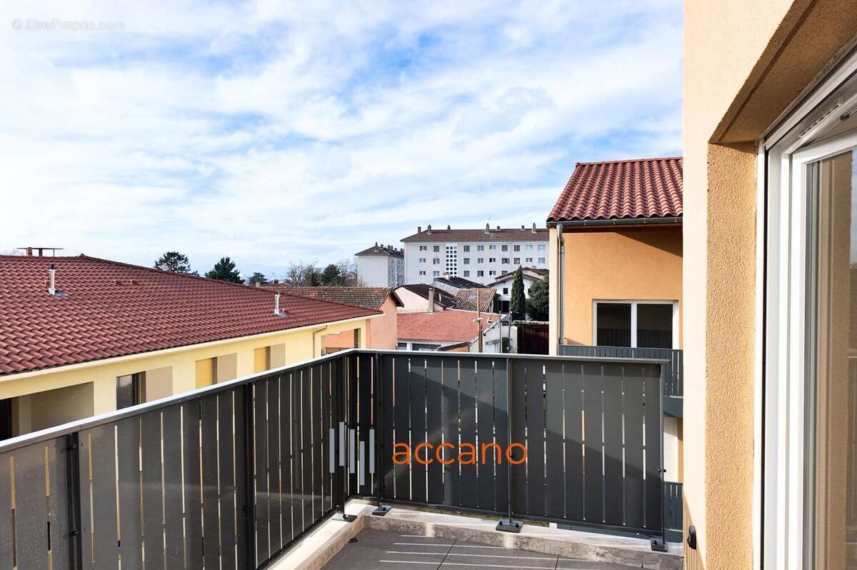 Appartement à RILLIEUX-LA-PAPE