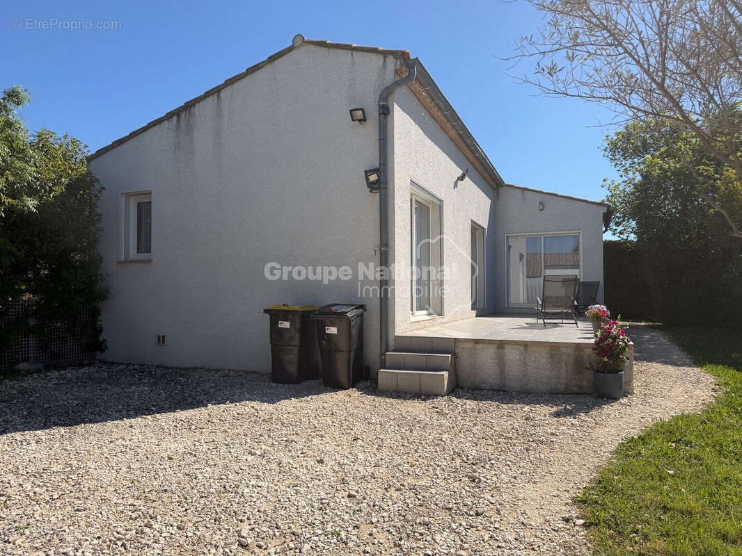 Maison à CAVEIRAC
