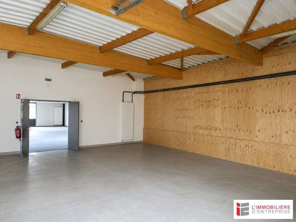 Local commercial a vendre - photo 6
