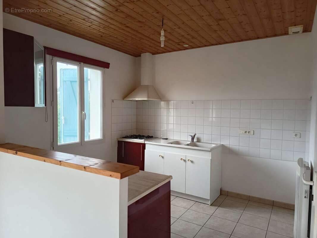 Maison à CHATEAUNEUF